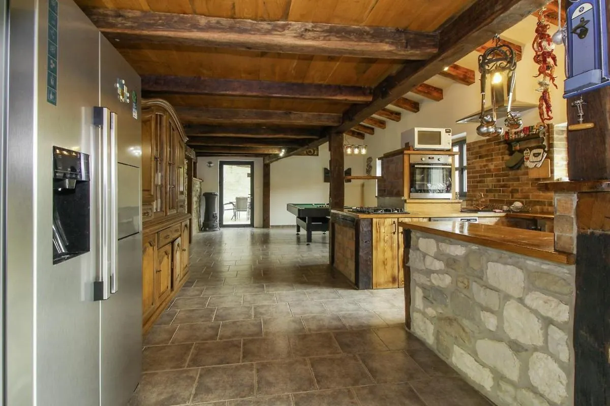 Villa Tina Livade In Gradinje - Haus Fuer 8-12 Personen 0*,